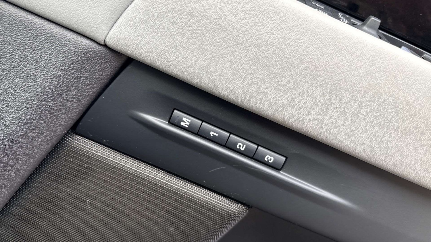 Used Land Rover Range Rover Evoque 2024 for sale - 77674631: Photo 32