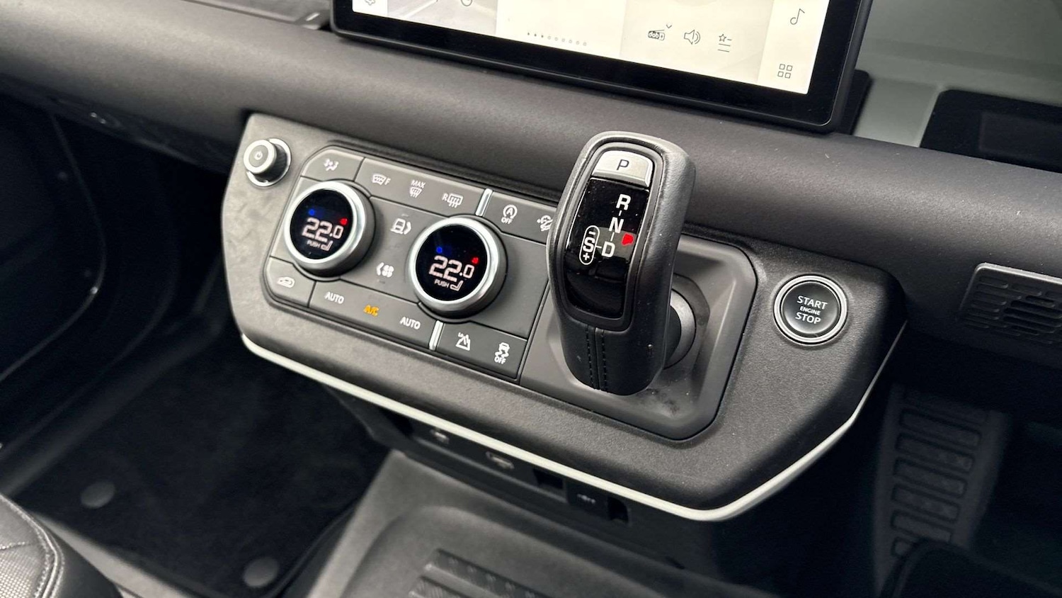 Used Land Rover Defender for sale - 76761149: Photo 13