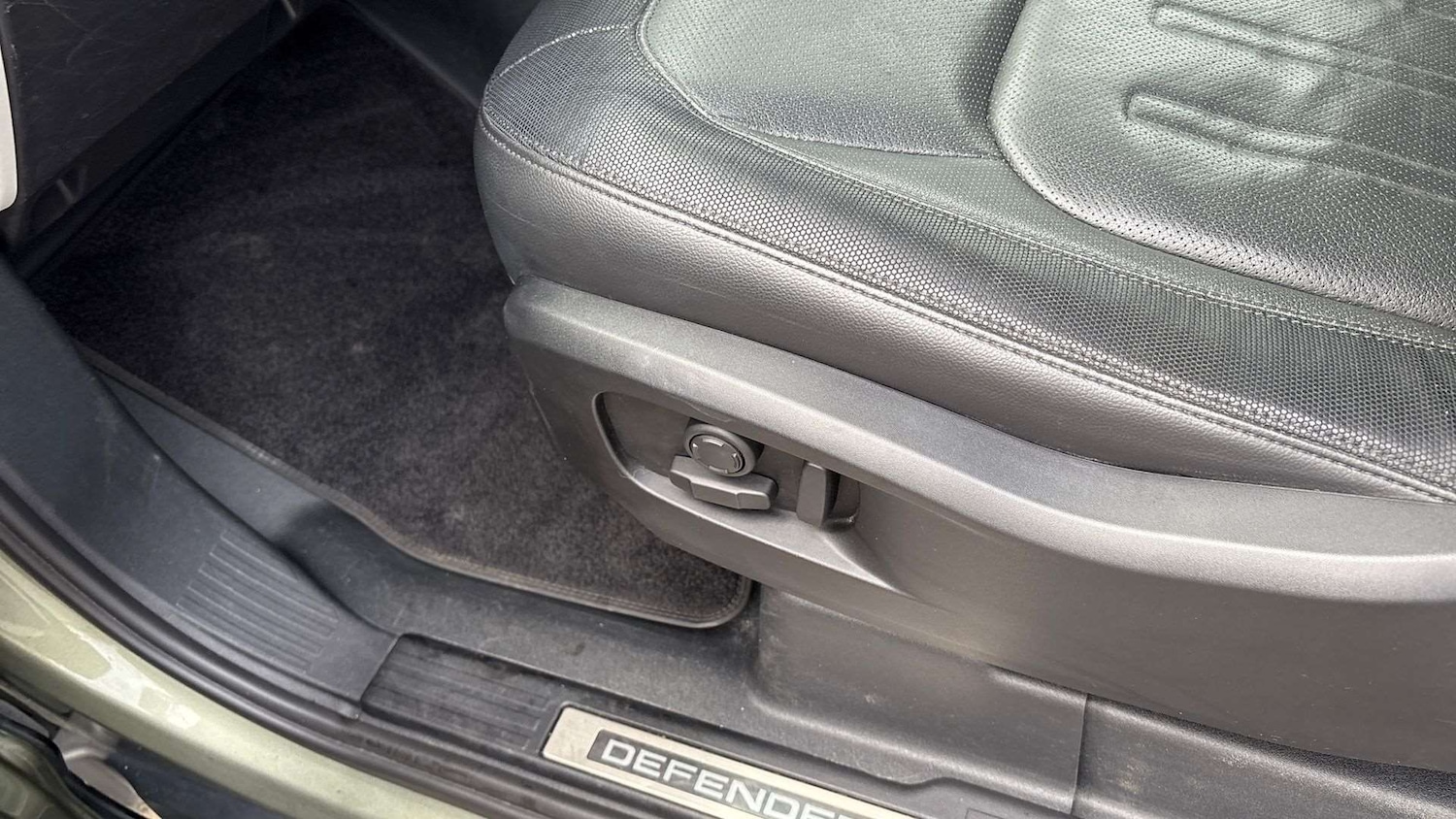 Used Land Rover Defender for sale - 76761149: Photo 33