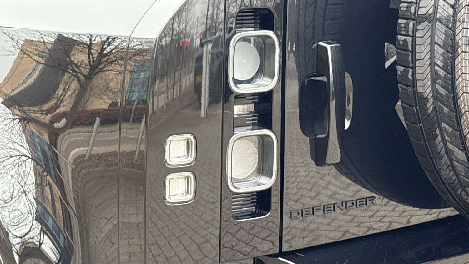 Used Land Rover Defender 2022 for sale - 77674876: Photo 19