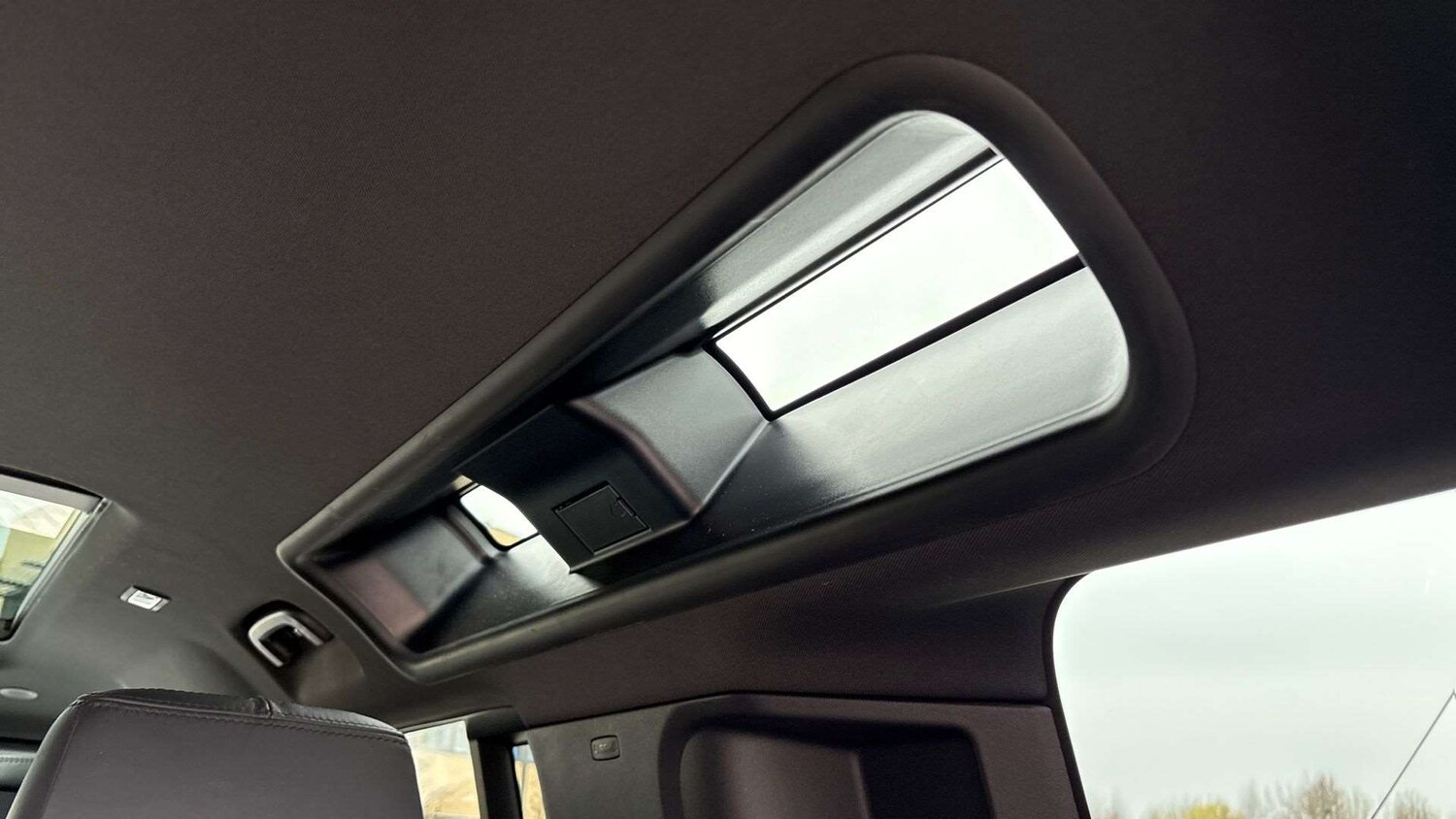 Used Land Rover Defender 2022 for sale - 77674876: Photo 35