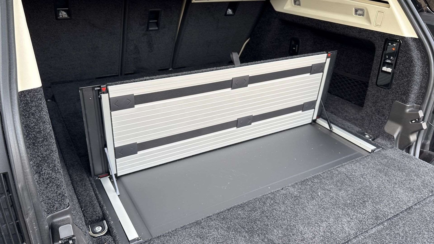 Used Land Rover Range Rover 2024 for sale - 77553105: Photo 32