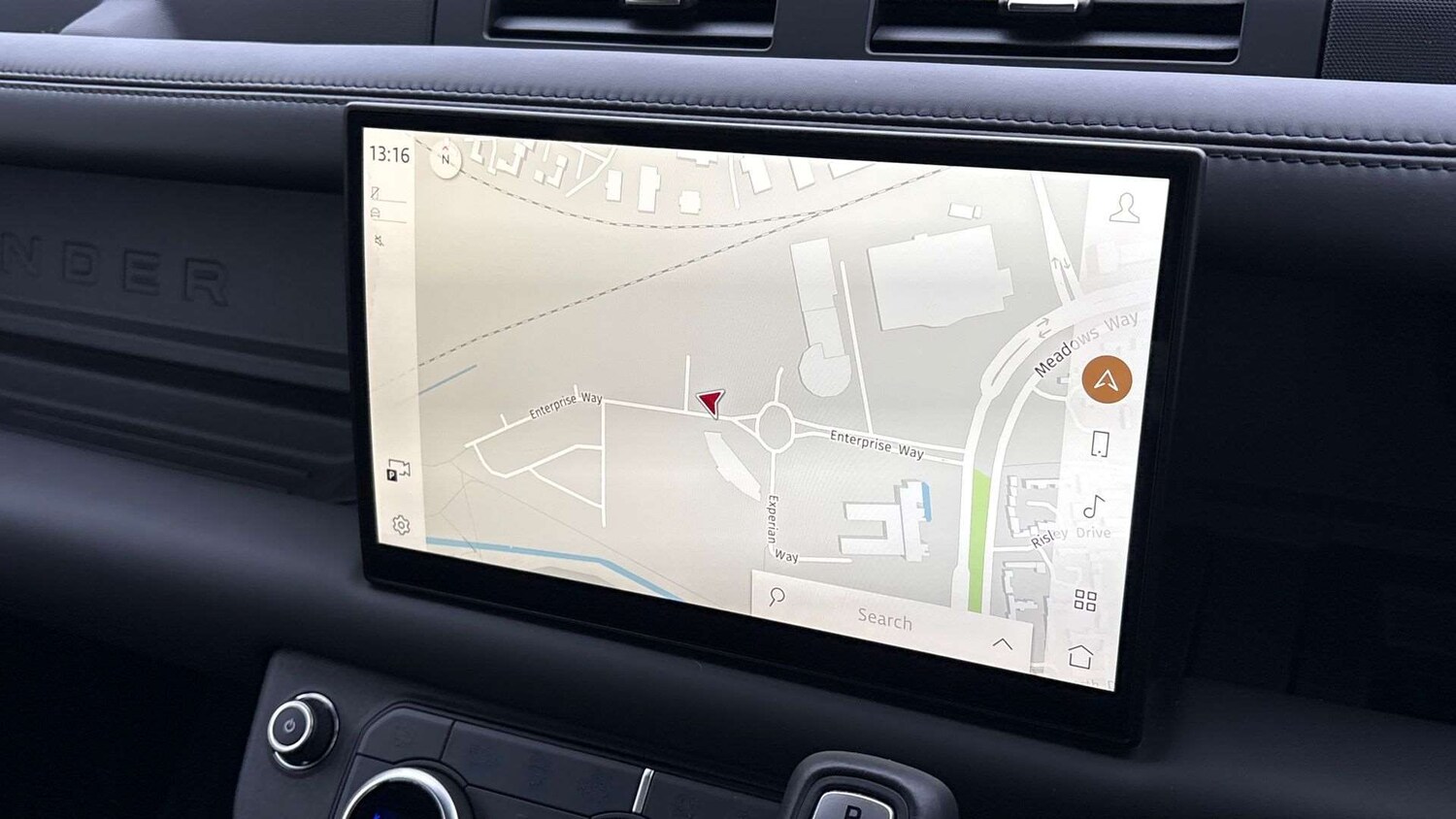 Used Land Rover Defender 2025 for sale - 77500205: Photo 11