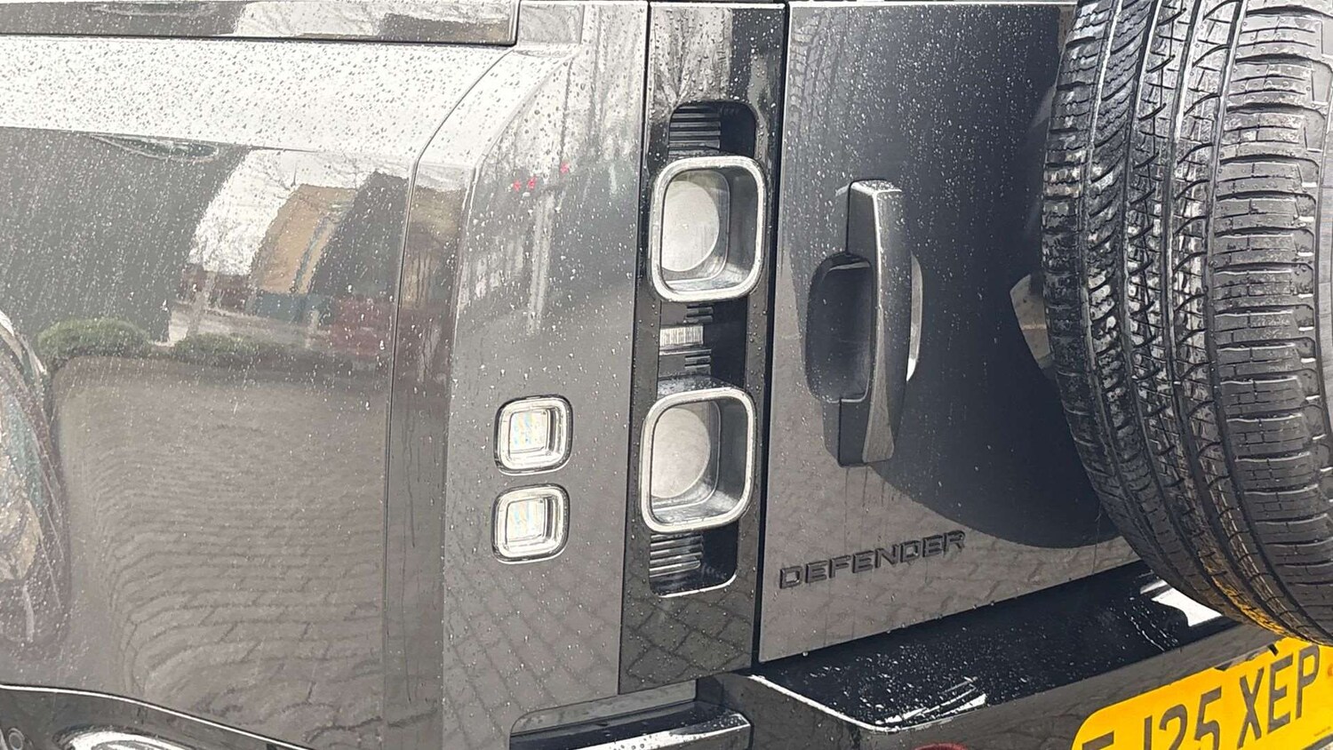 Used Land Rover Defender 2025 for sale - 77500205: Photo 19