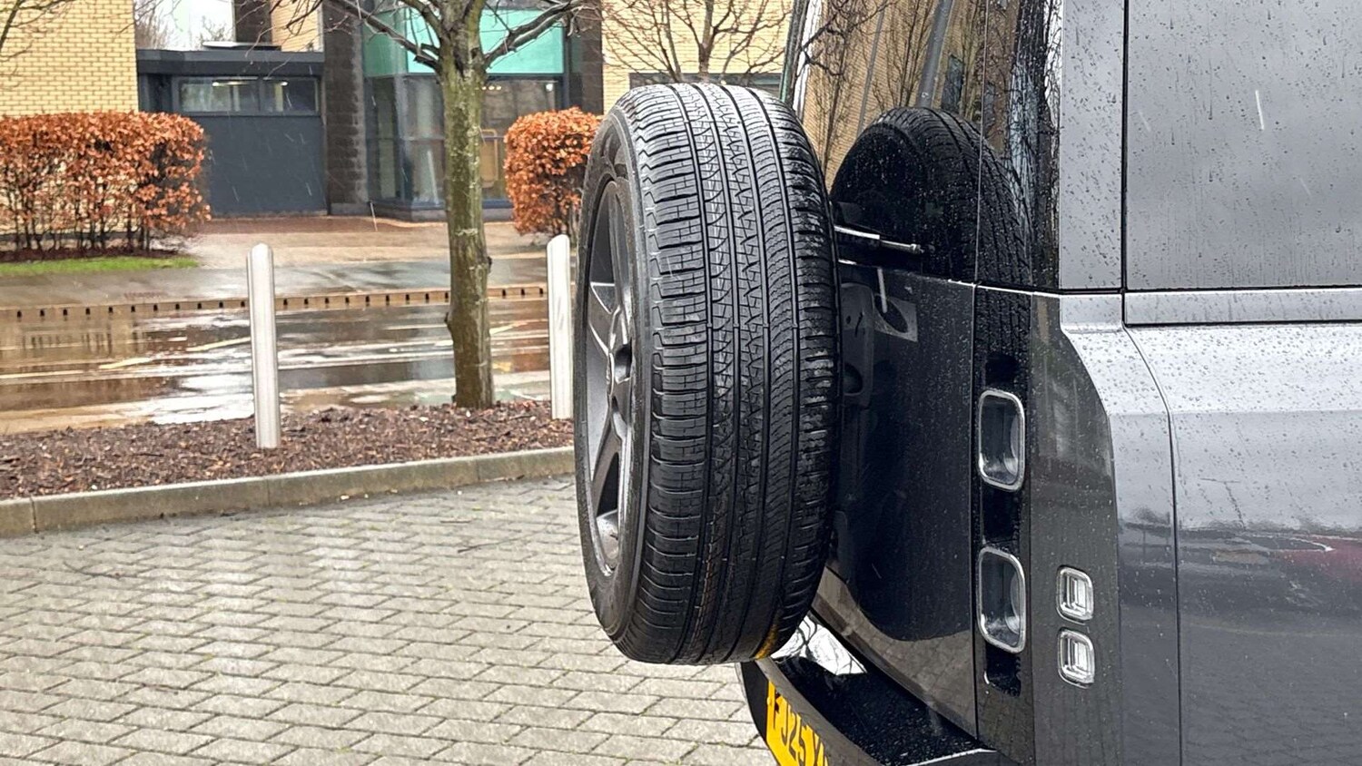 Used Land Rover Defender 2025 for sale - 77500205: Photo 29