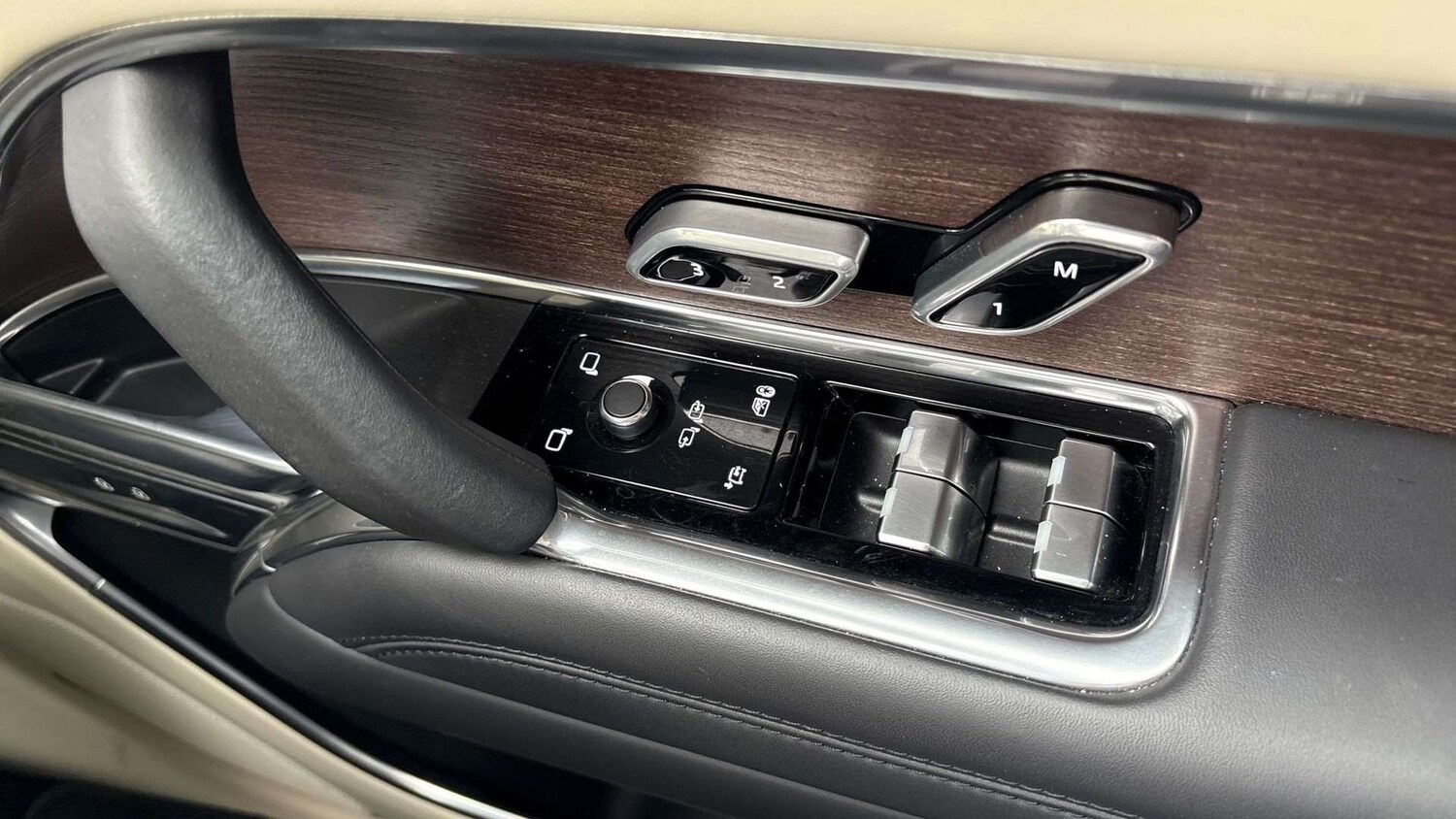 Used Land Rover Range Rover 2023 for sale - 76421034: Photo 25