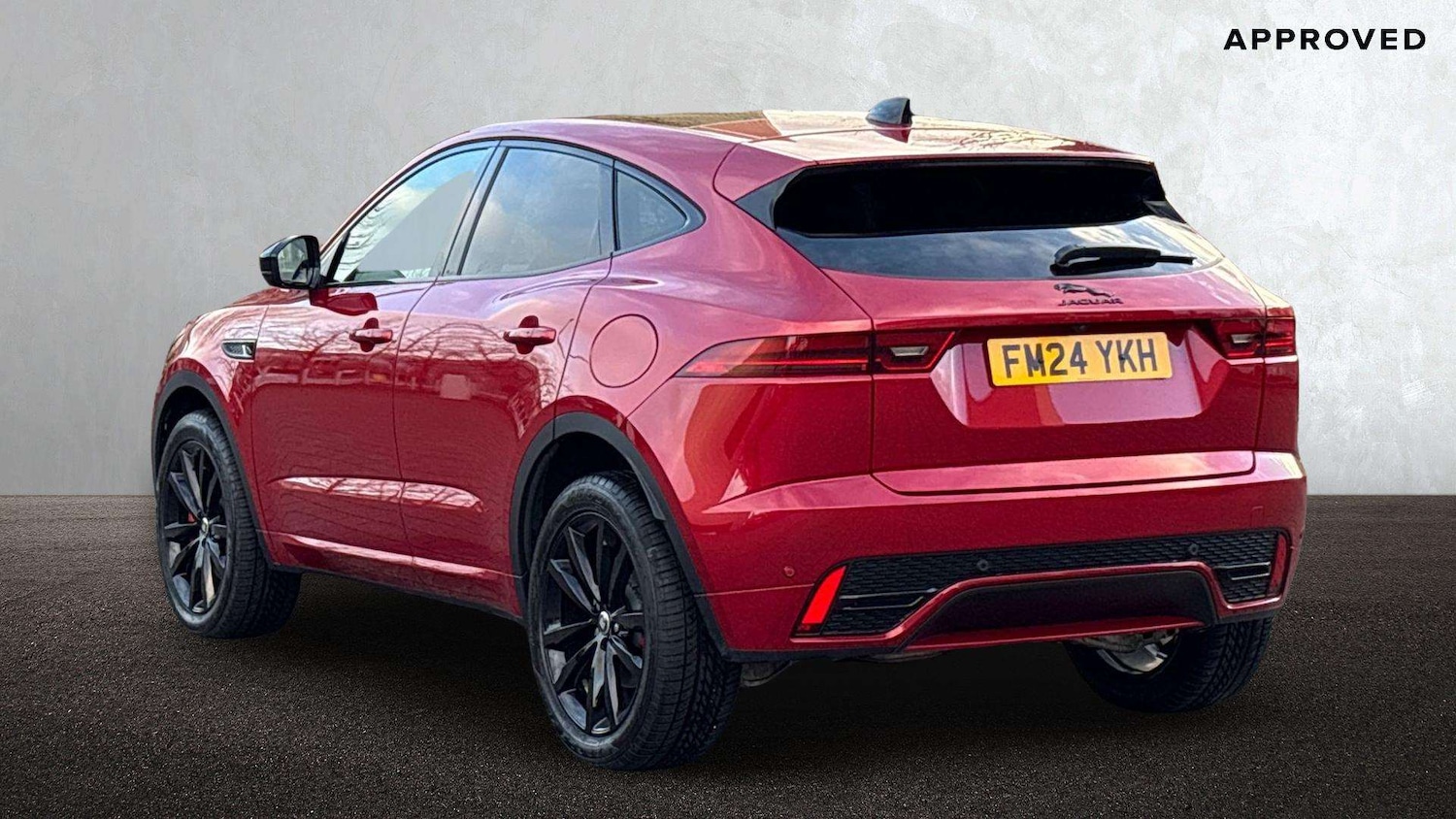 Used Jaguar E-Pace 2024 for sale - 78104403: Photo 2