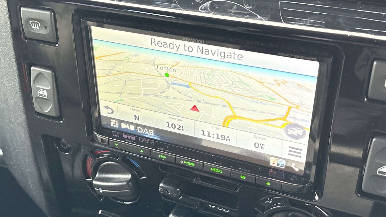 Used Land Rover Defender 90 2016 for sale - 76488028: Photo 11