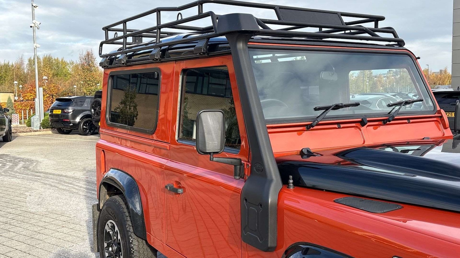 Used Land Rover Defender 90 2016 for sale - 76488028: Photo 31