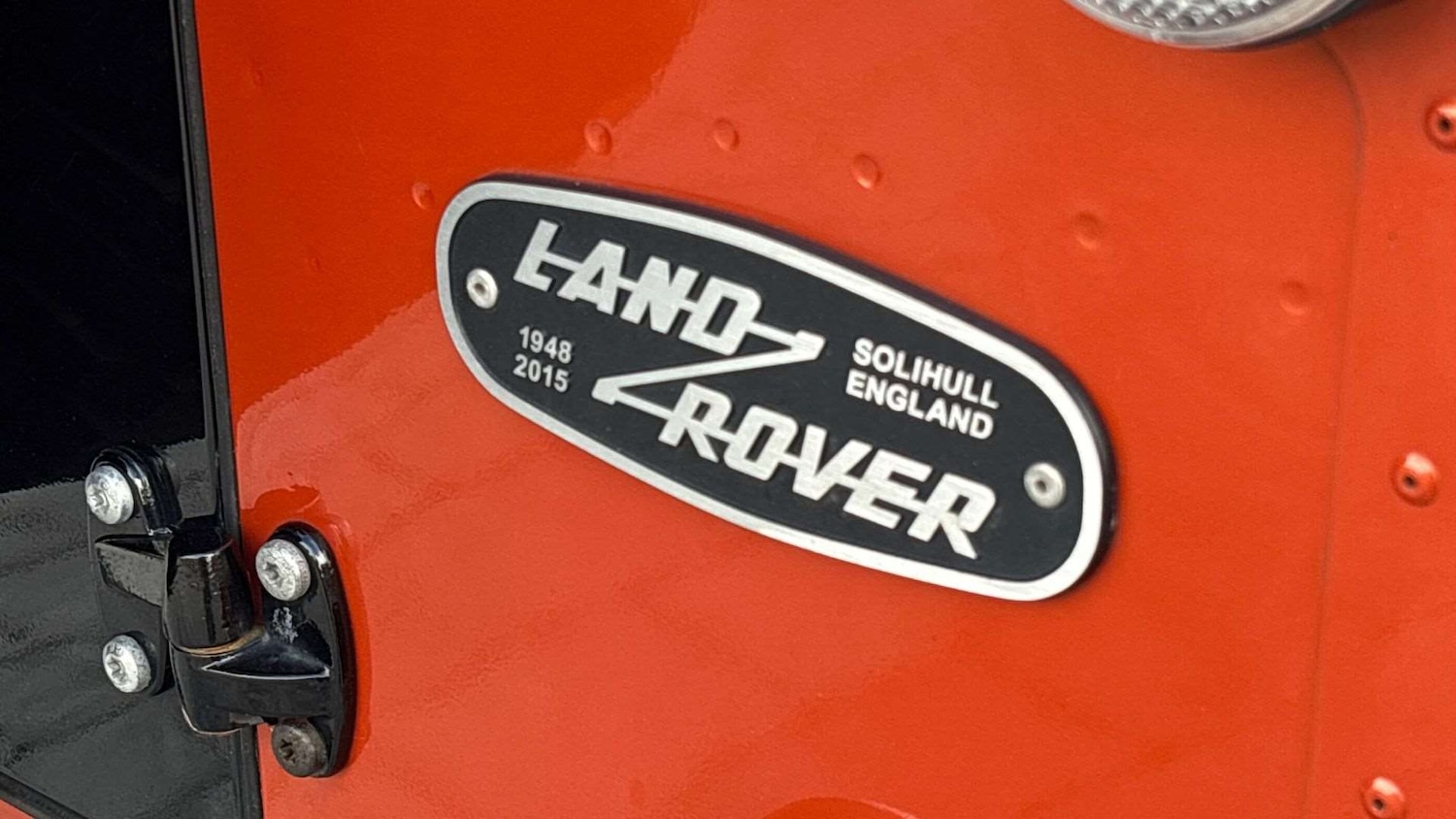 Used Land Rover Defender 90 2016 for sale - 76488028: Photo 35