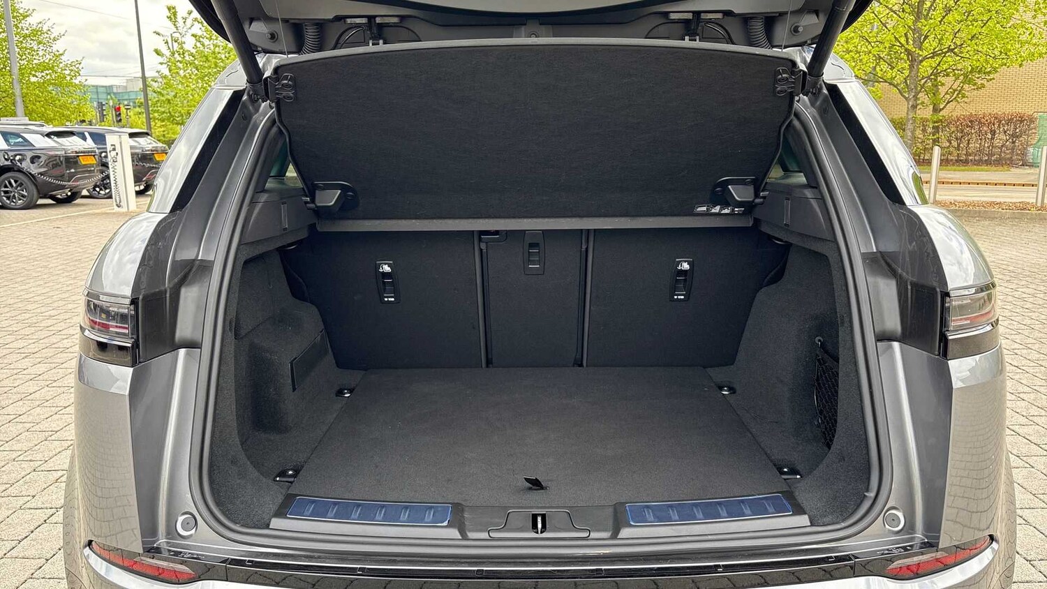 Used Land Rover Range Rover Evoque 2025 for sale - 76218252: Photo 10