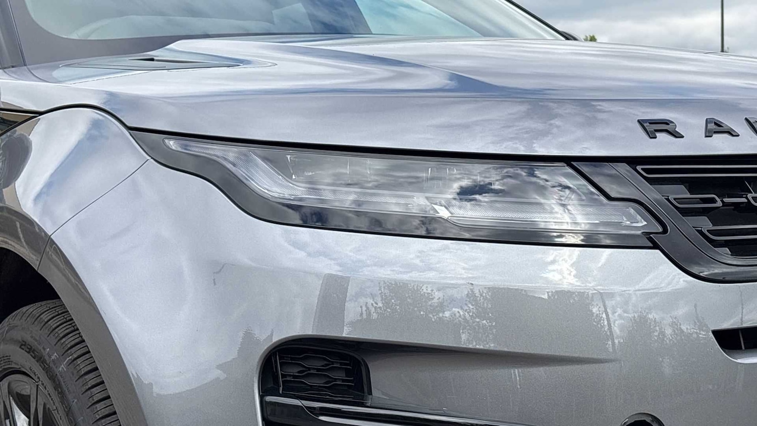 Used Land Rover Range Rover Evoque 2025 for sale - 76218252: Photo 17