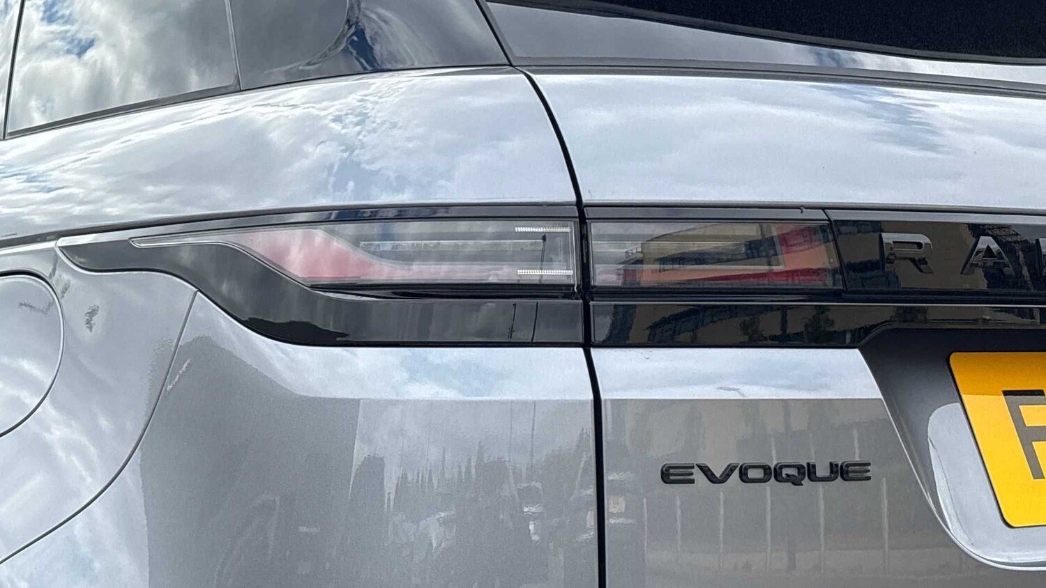 Used Land Rover Range Rover Evoque 2025 for sale - 76218252: Photo 19