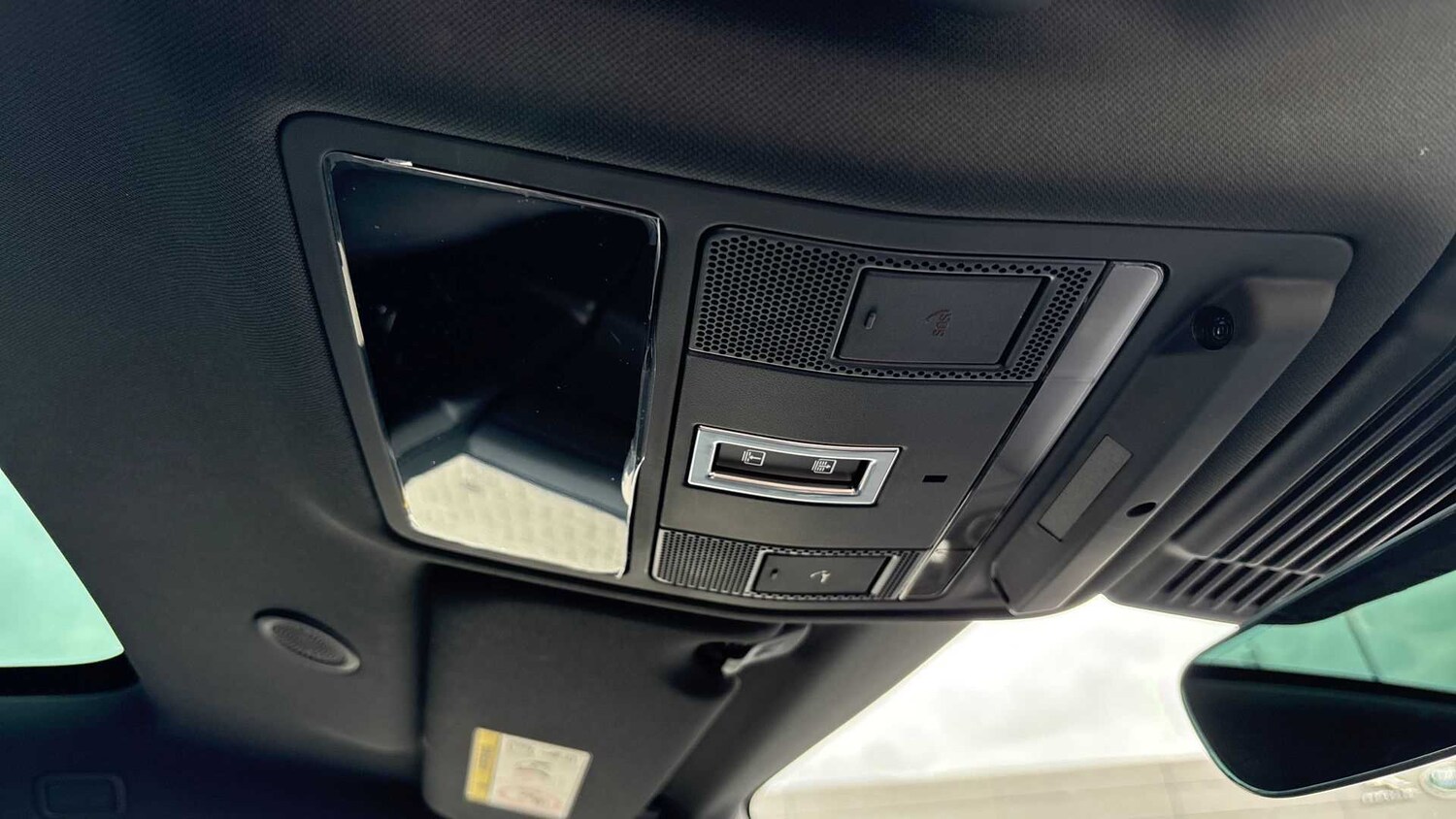 Used Land Rover Range Rover Evoque 2025 for sale - 76218252: Photo 22