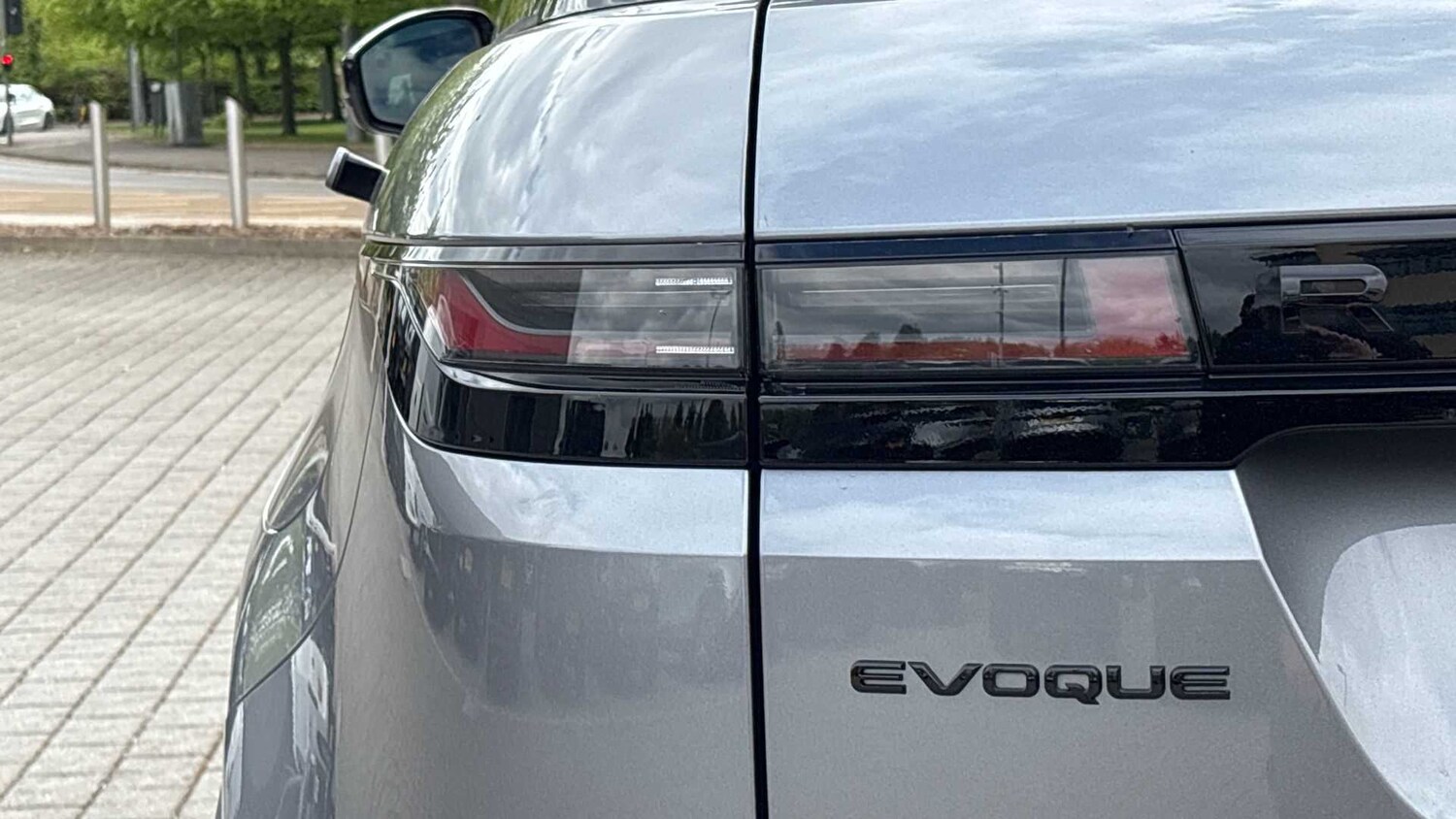 Used Land Rover Range Rover Evoque 2025 for sale - 76218252: Photo 24