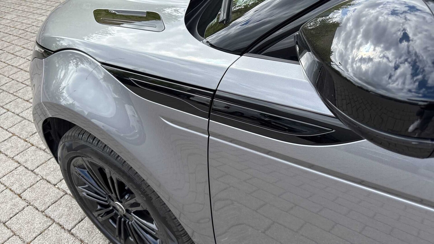 Used Land Rover Range Rover Evoque 2025 for sale - 76218252: Photo 26