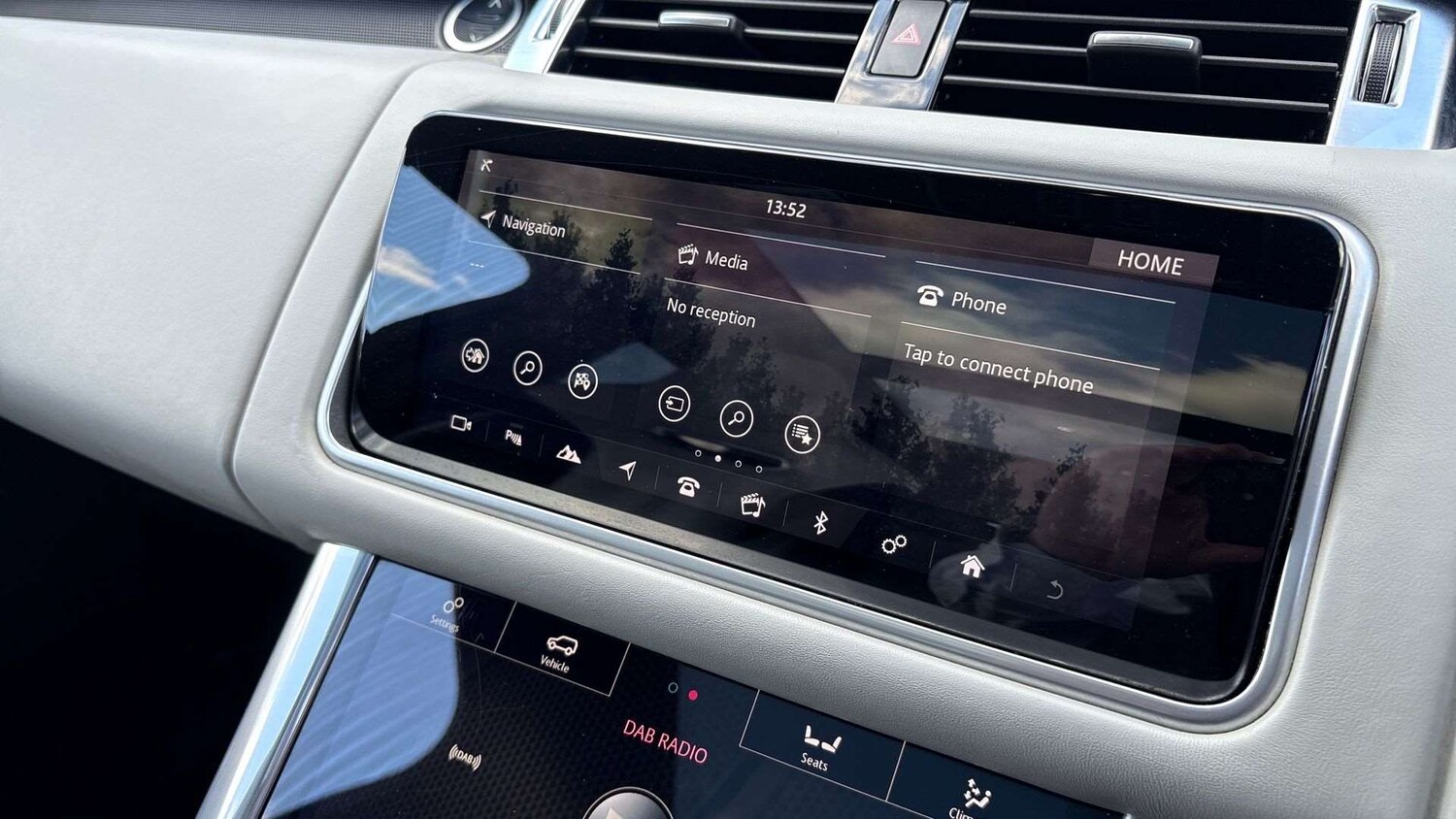 Used Land Rover Range Rover Sport 2018 for sale - 78161549: Photo 11