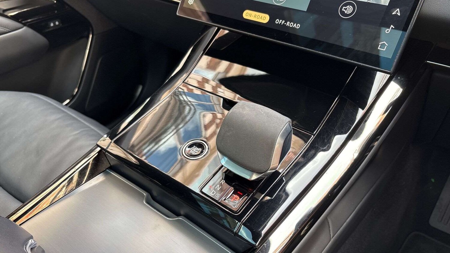 Used Land Rover Range Rover Sport 2024 for sale - 77472649: Photo 13