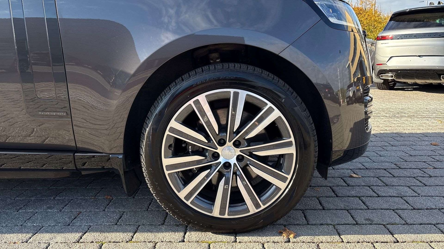 Used Land Rover Range Rover 2024 for sale - 76488043: Photo 8