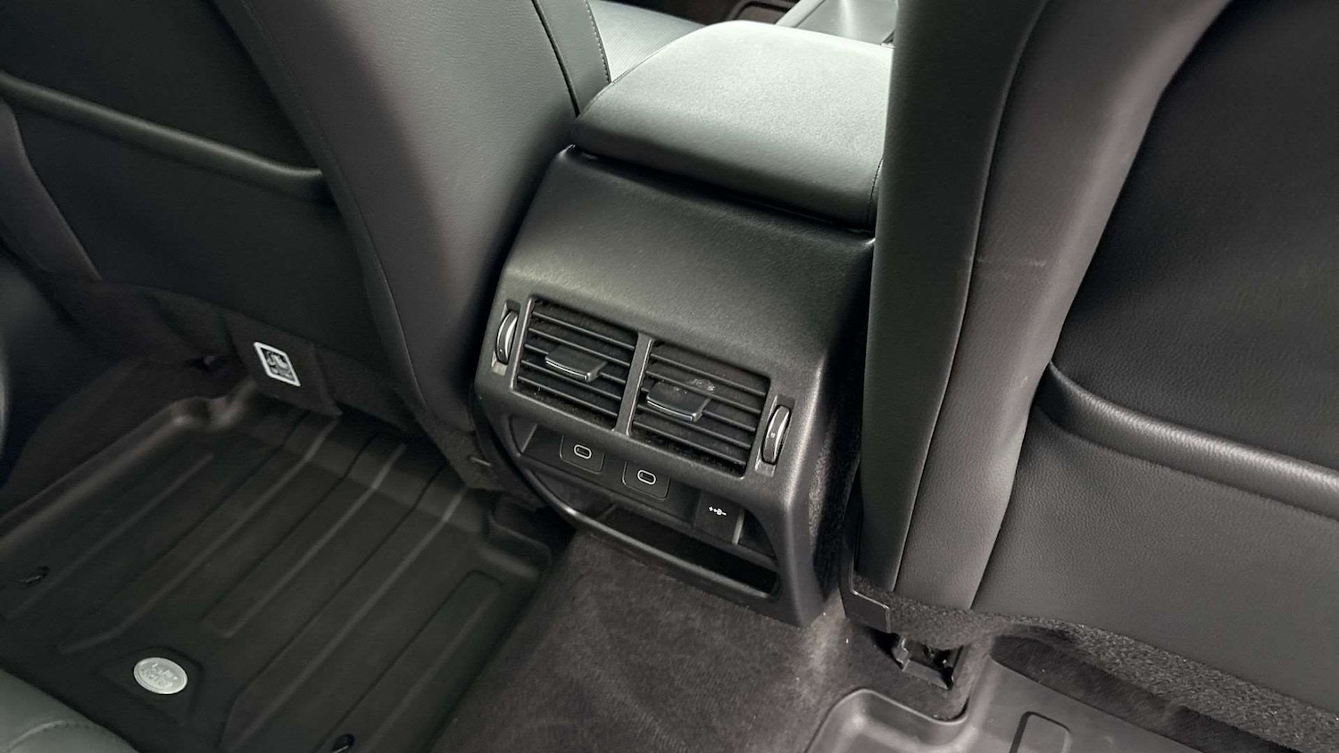 Used Land Rover Discovery Sport 2023 for sale - 76540673: Photo 18