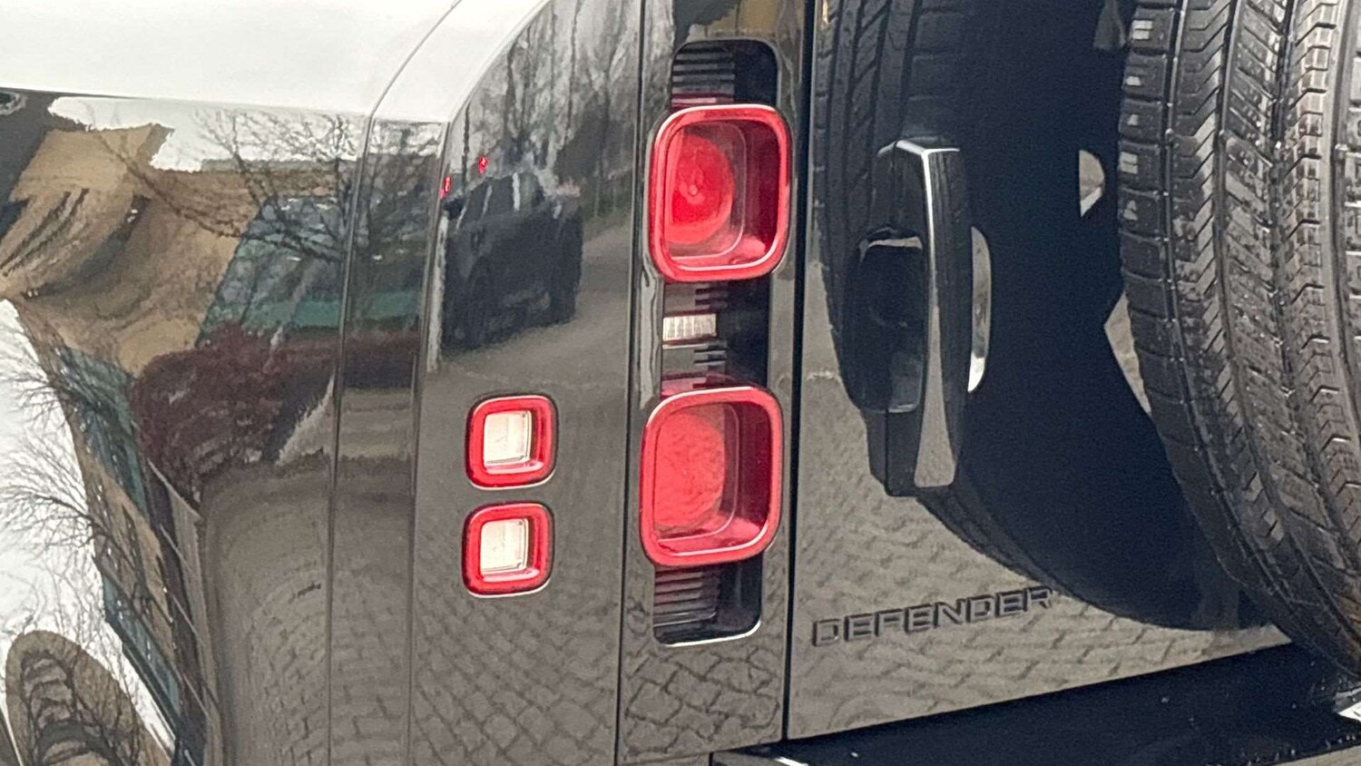 Used Land Rover Defender 2025 for sale - 77333860: Photo 19