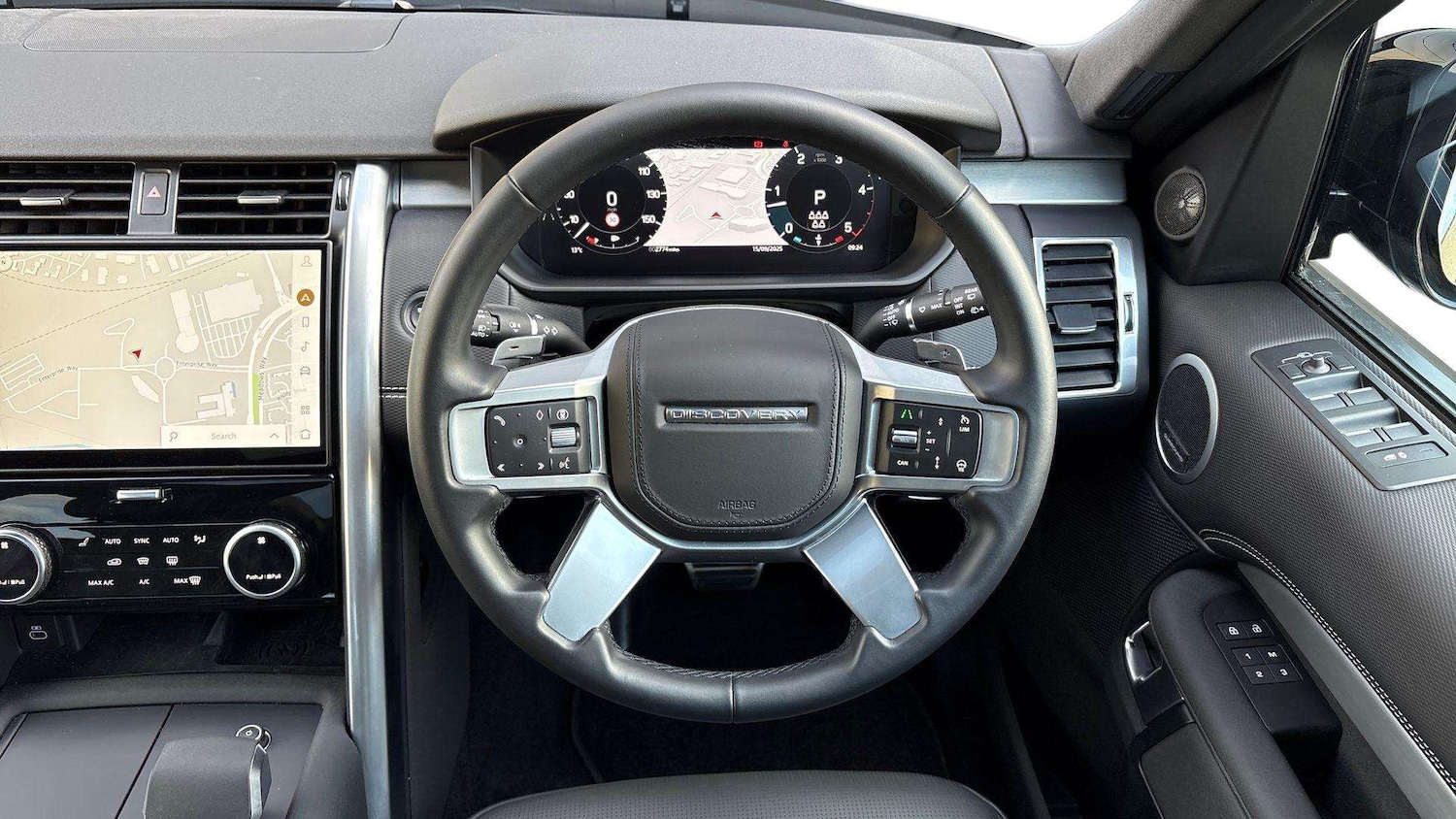 Used Land Rover Discovery 2025 for sale - 76587722: Photo 15