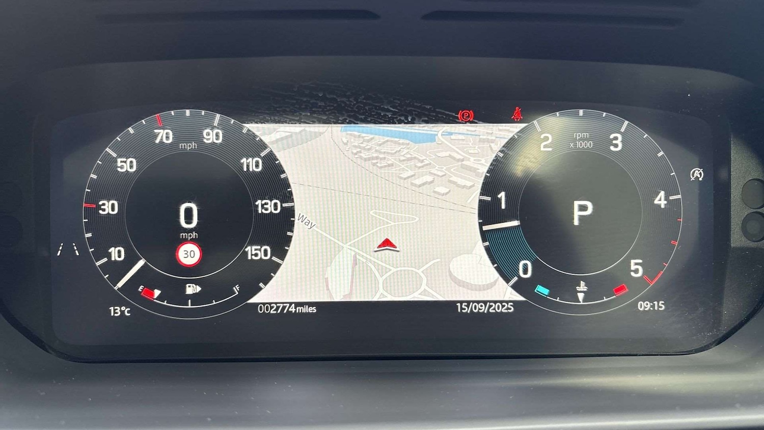 Used Land Rover Discovery 2025 for sale - 76587722: Photo 16