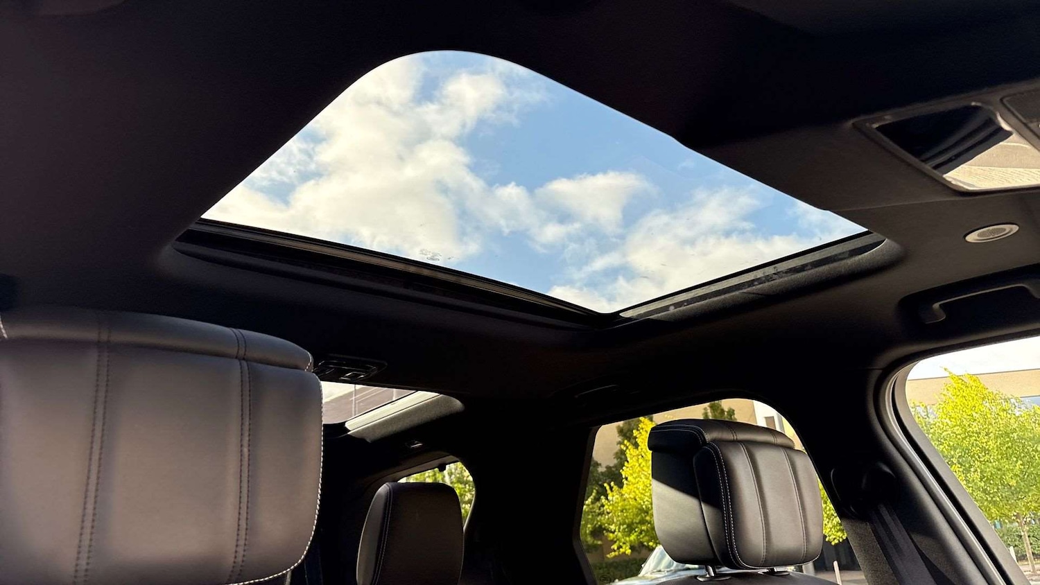 Used Land Rover Discovery 2025 for sale - 76587722: Photo 21