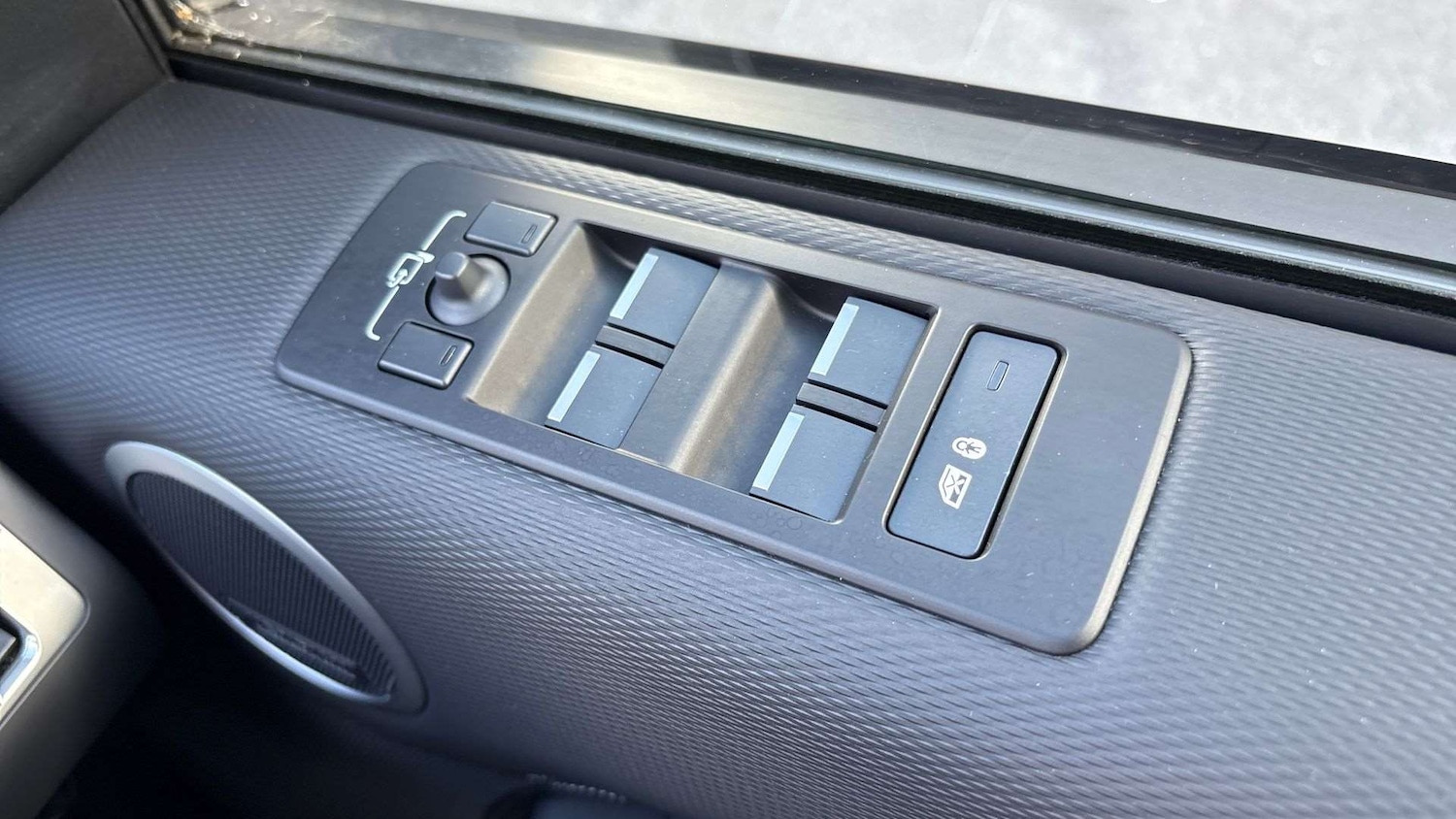 Used Land Rover Discovery 2025 for sale - 76587722: Photo 25