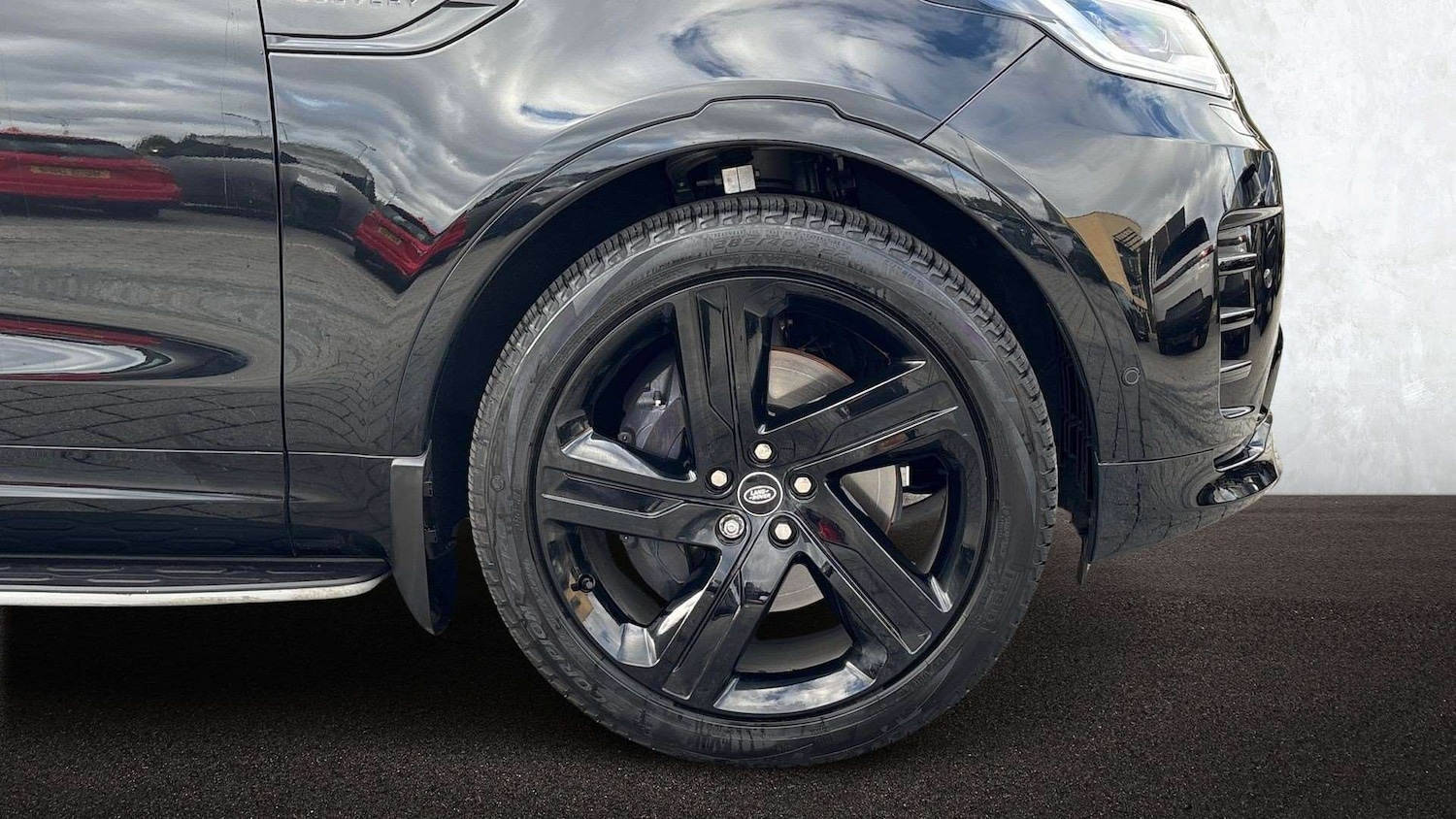 Used Land Rover Discovery 2025 for sale - 76587722: Photo 8