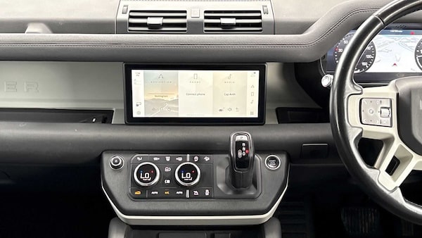 Used Land Rover Defender 2021 for sale - 75592328: Photo 14