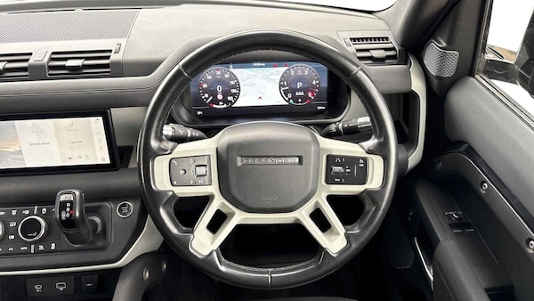 Used Land Rover Defender 2021 for sale - 75592328: Photo 15