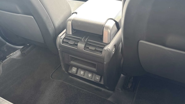 Used Land Rover Defender 2021 for sale - 75592328: Photo 18