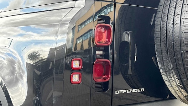 Used Land Rover Defender 2021 for sale - 75592328: Photo 19