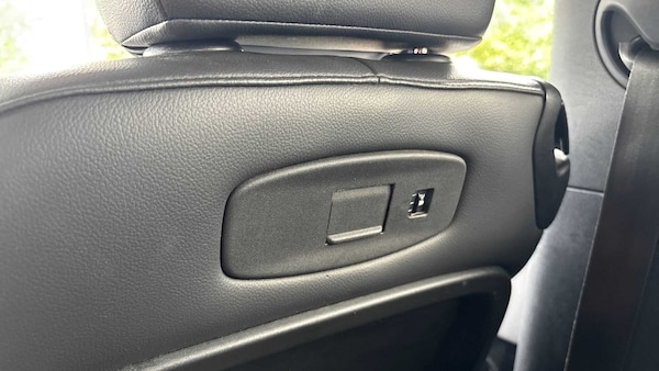 Used Land Rover Defender 2021 for sale - 75592328: Photo 32