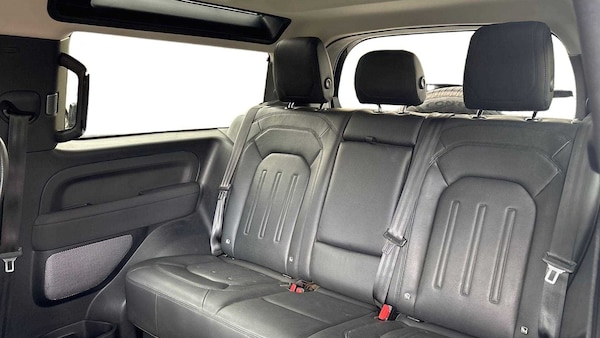 Used Land Rover Defender 2021 for sale - 75592328: Photo 4