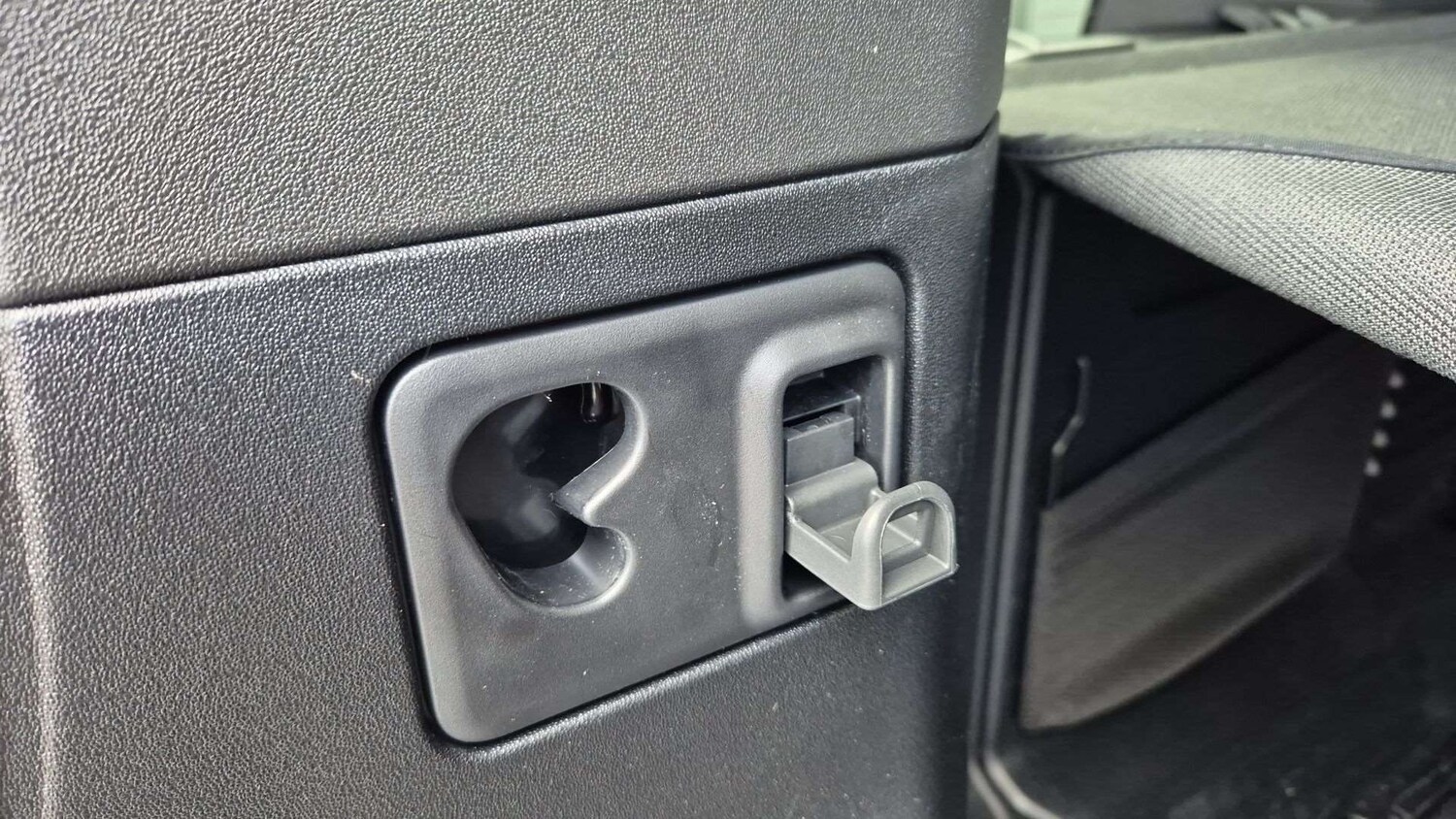 Used Land Rover Defender 2025 for sale - 77811042: Photo 27