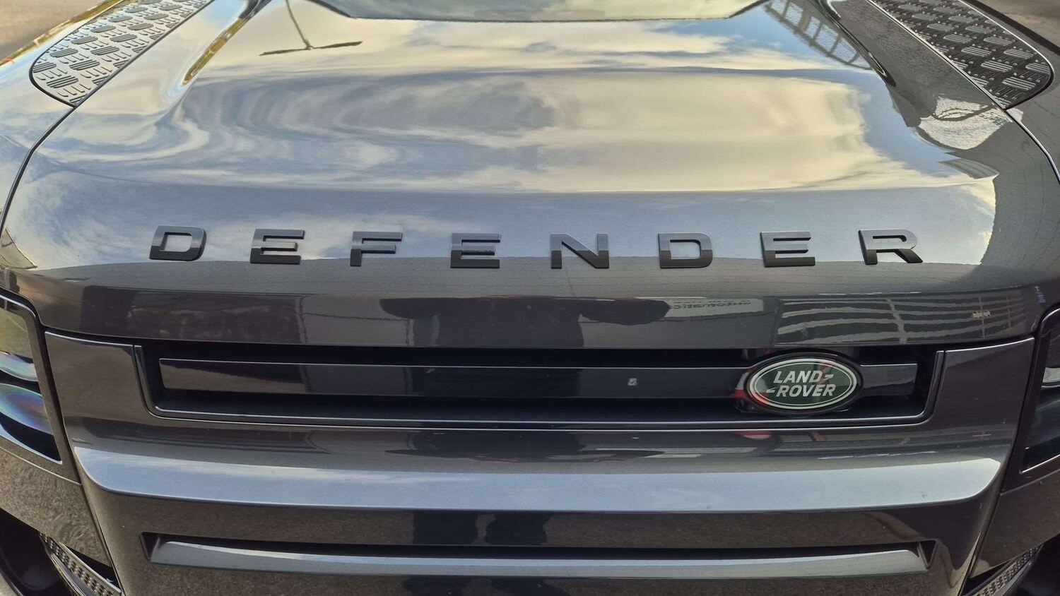 Used Land Rover Defender 2025 for sale - 77811042: Photo 30