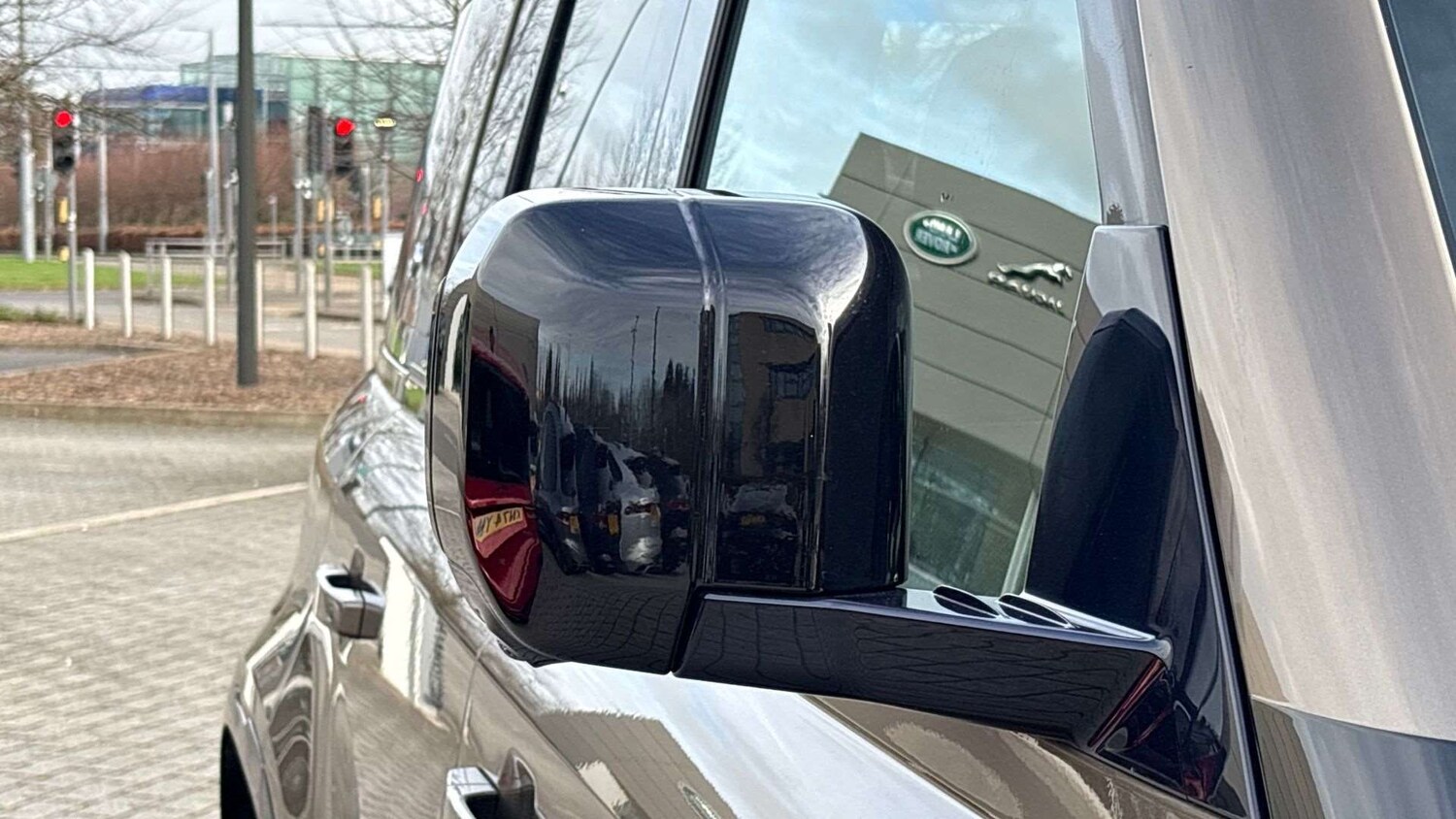 Used Land Rover Defender 2021 for sale - 77661118: Photo 30