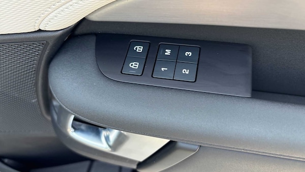 Used Land Rover Discovery 2024 for sale - 75218494: Photo 29