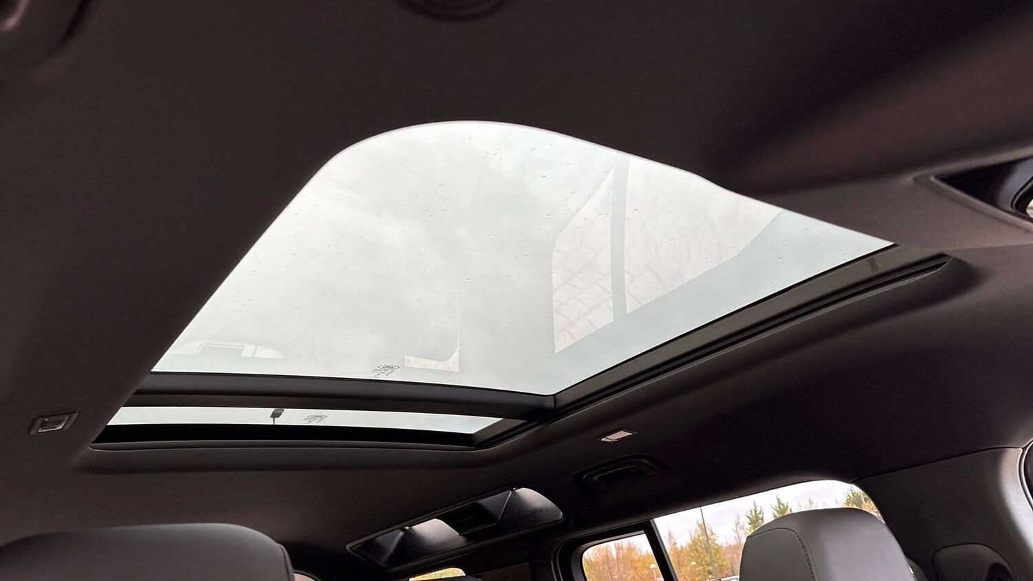 Used Land Rover Defender 2025 for sale - 77698739: Photo 21