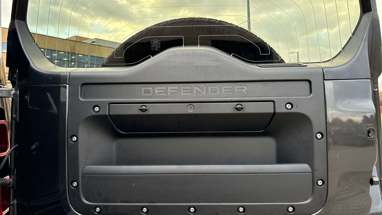 Used Land Rover Defender 2025 for sale - 77698739: Photo 34