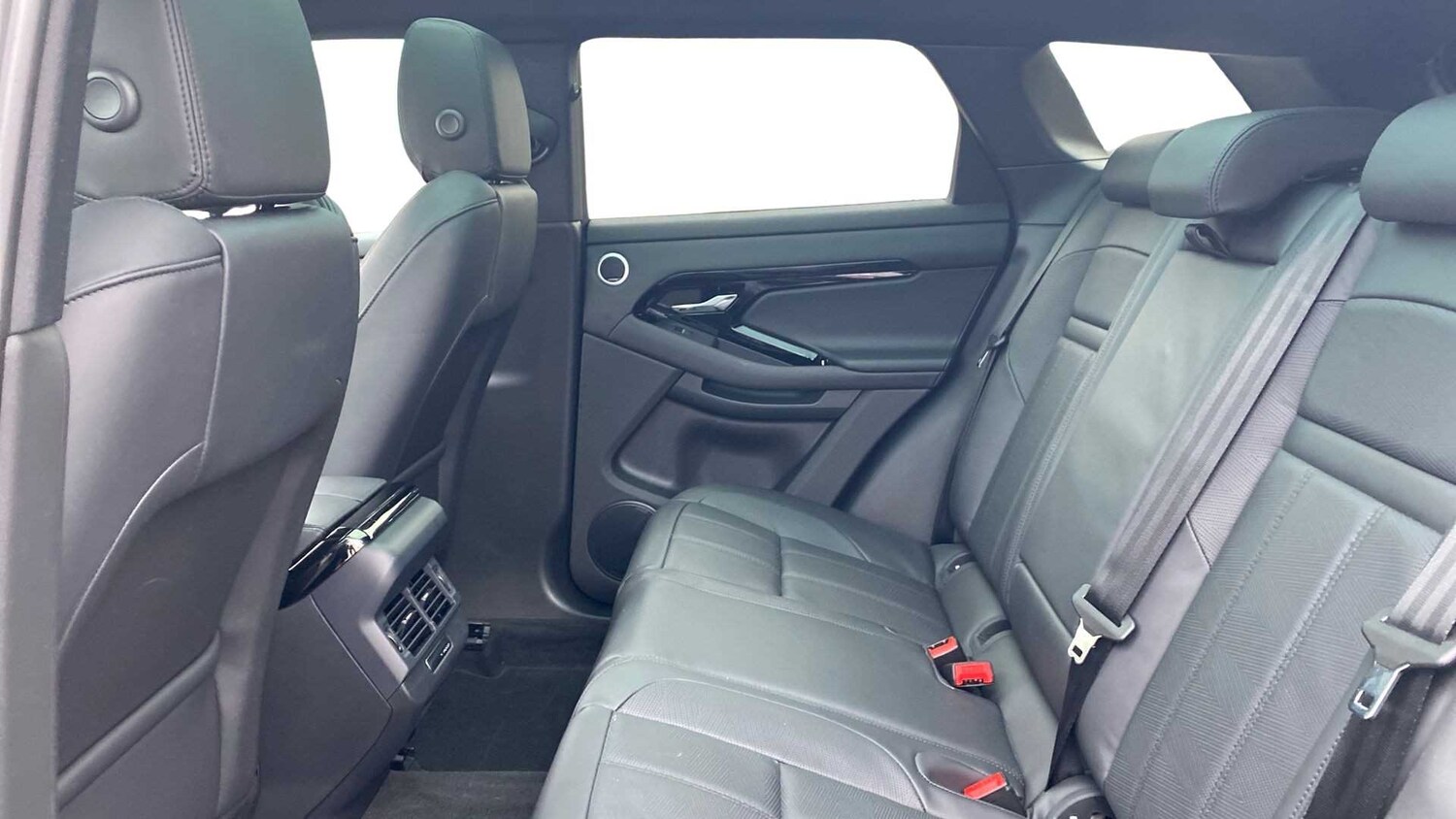 Used Land Rover Range Rover Evoque 2024 for sale - 76075277: Photo 4