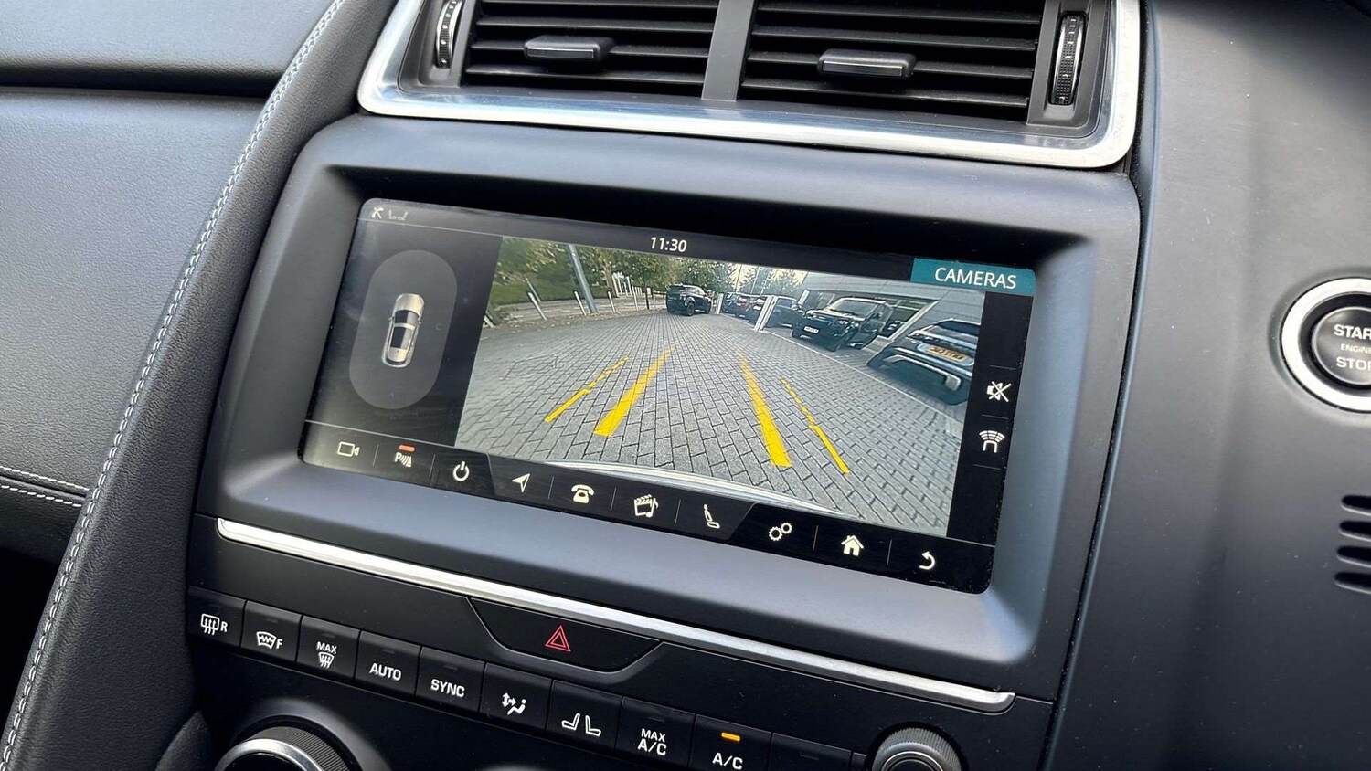 Used Jaguar E-Pace 2020 for sale - 76339541: Photo 12