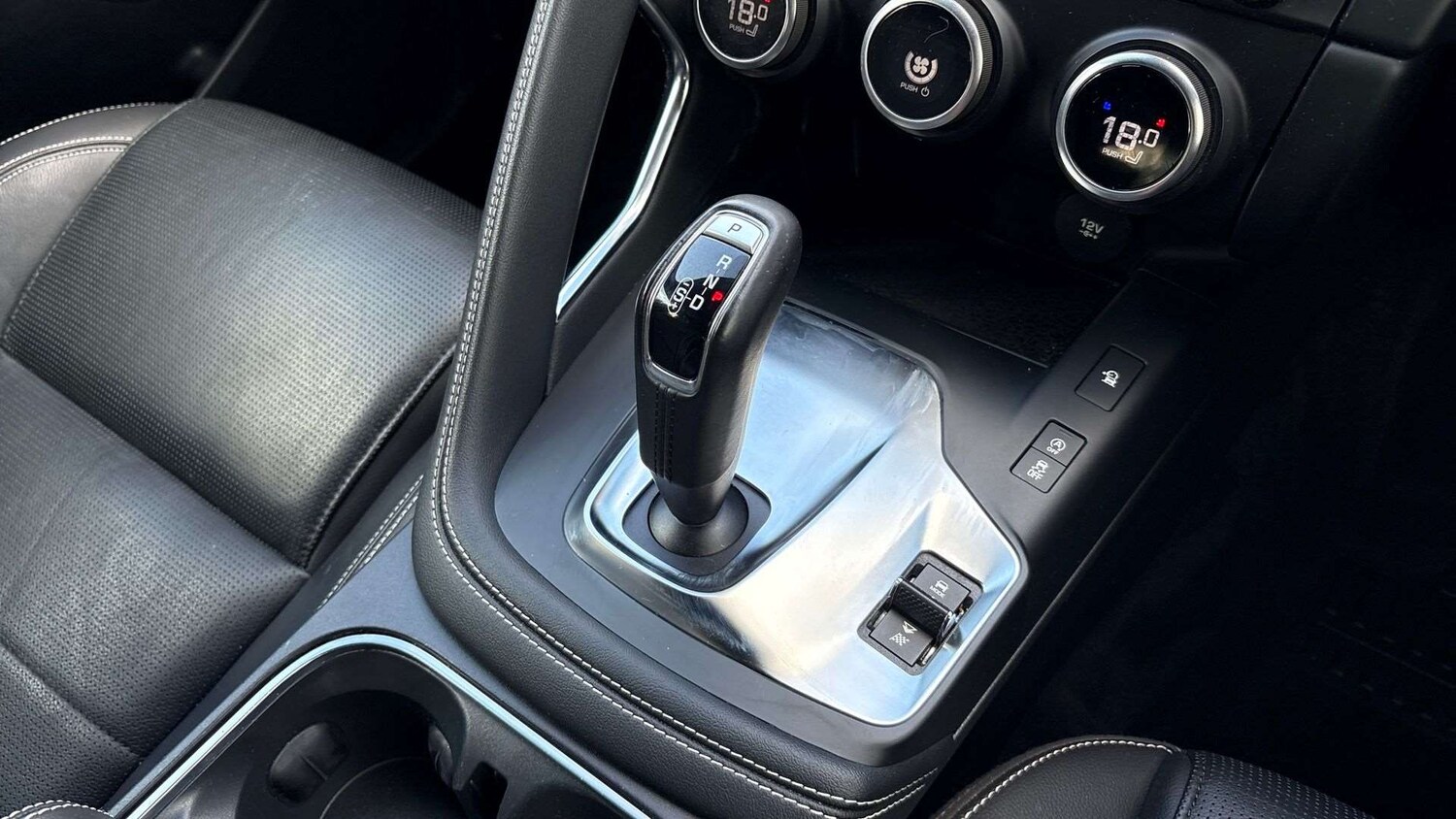 Used Jaguar E-Pace 2020 for sale - 76339541: Photo 13