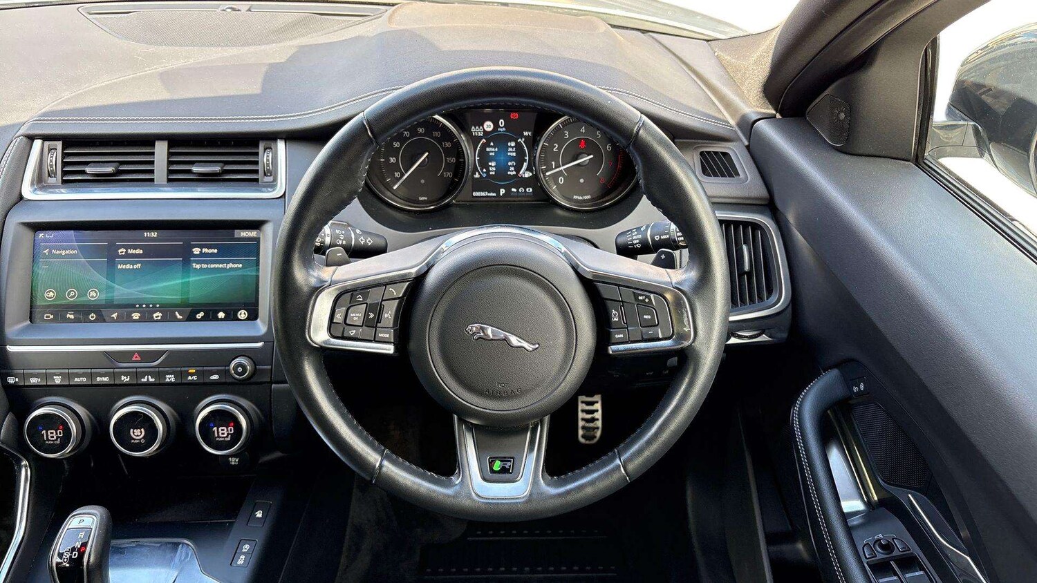 Used Jaguar E-Pace 2020 for sale - 76339541: Photo 15