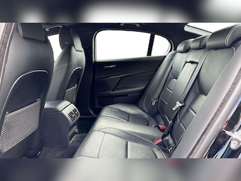 Used Jaguar XE 2018 for sale - 79428798: Photo