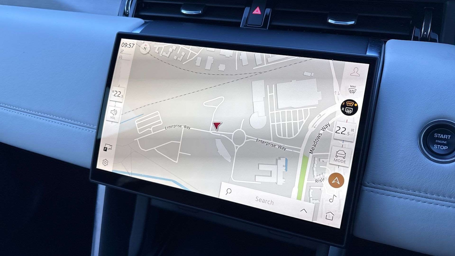 Used Land Rover Discovery Sport 2024 for sale - 76967713: Photo 11