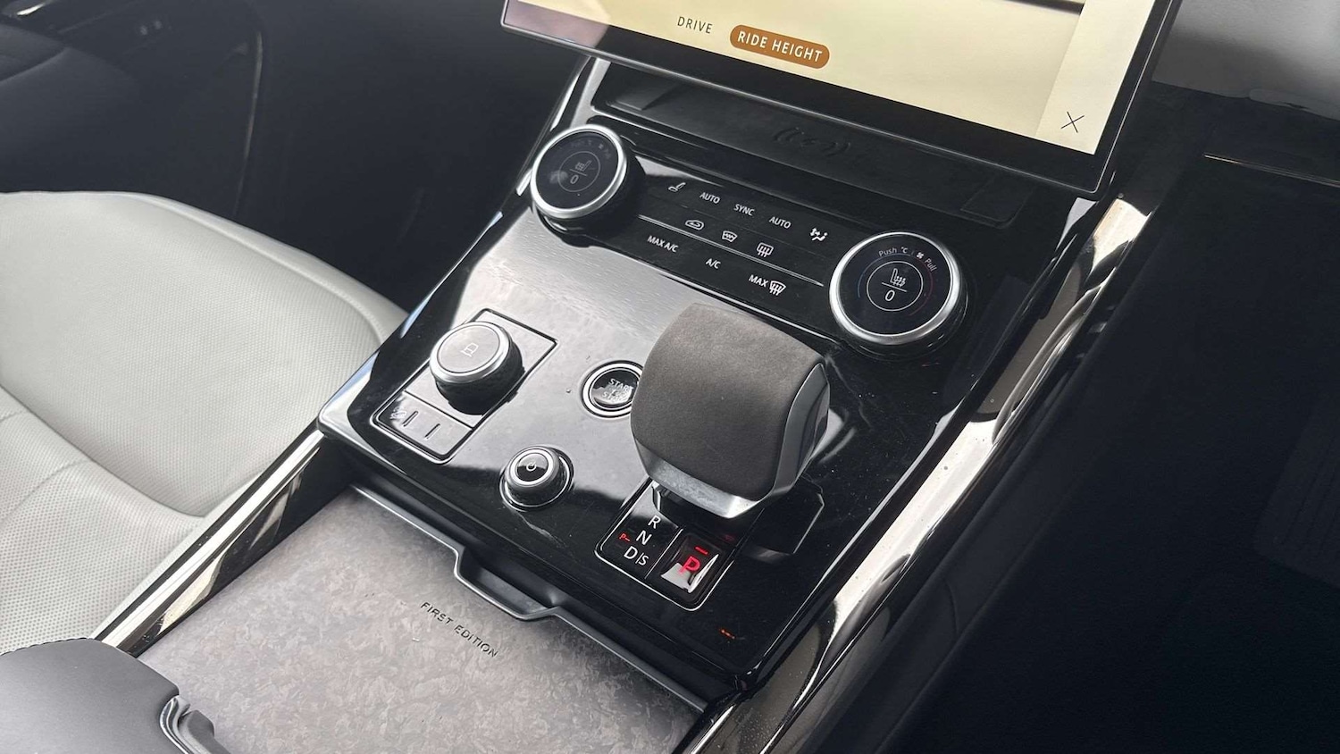 Used Land Rover Range Rover Sport 2023 for sale - 76668946: Photo 13