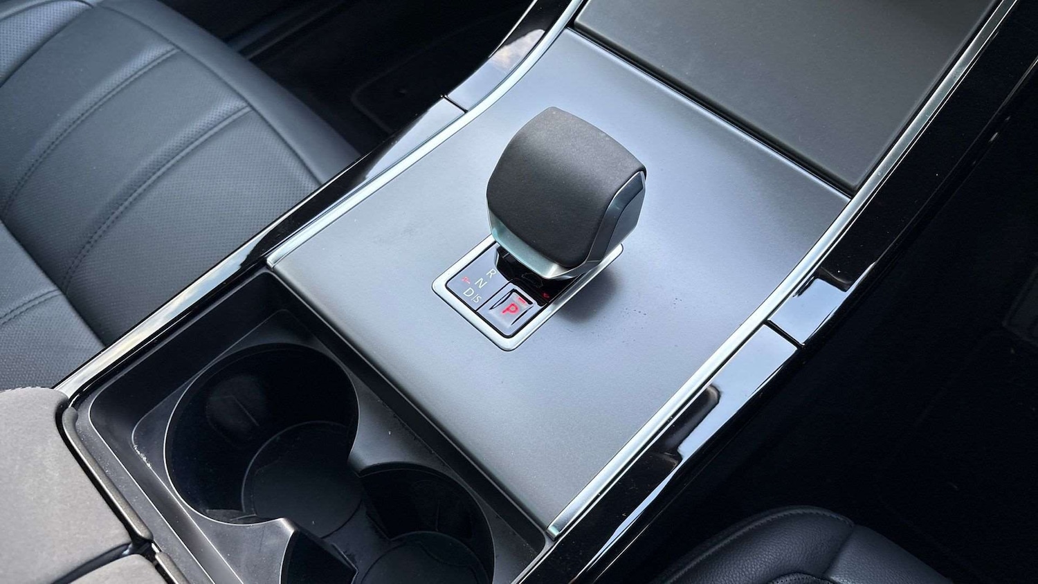 Used Land Rover Range Rover Evoque 2025 for sale - 75661327: Photo 13